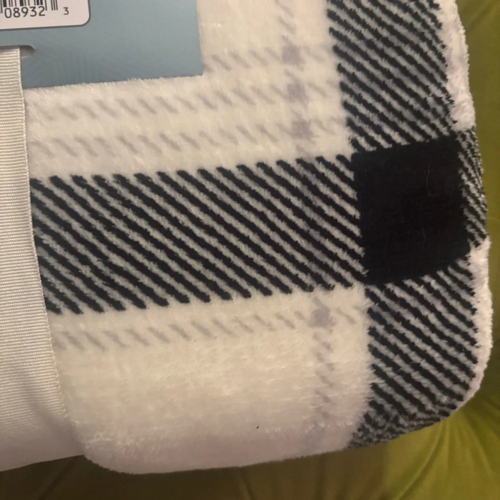 🖤Sherpa Throw Blanket - Picture 7 of 7